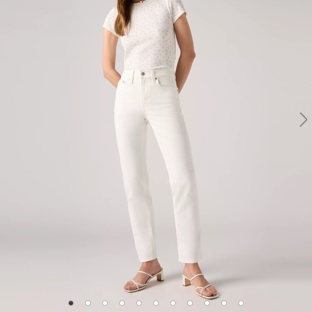 Levi’s 724 High-Rise Straight Leg Jeans